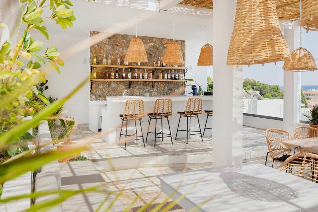 هتل بلمار کوش آداسی